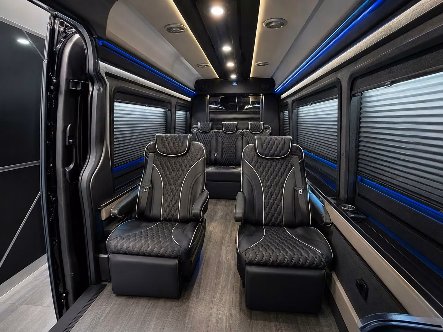 find exactly the right bus for your little rock airport group transfer