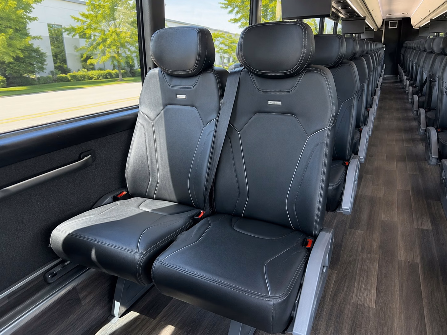 how bus type changes charter bus prices in little rock arkansas