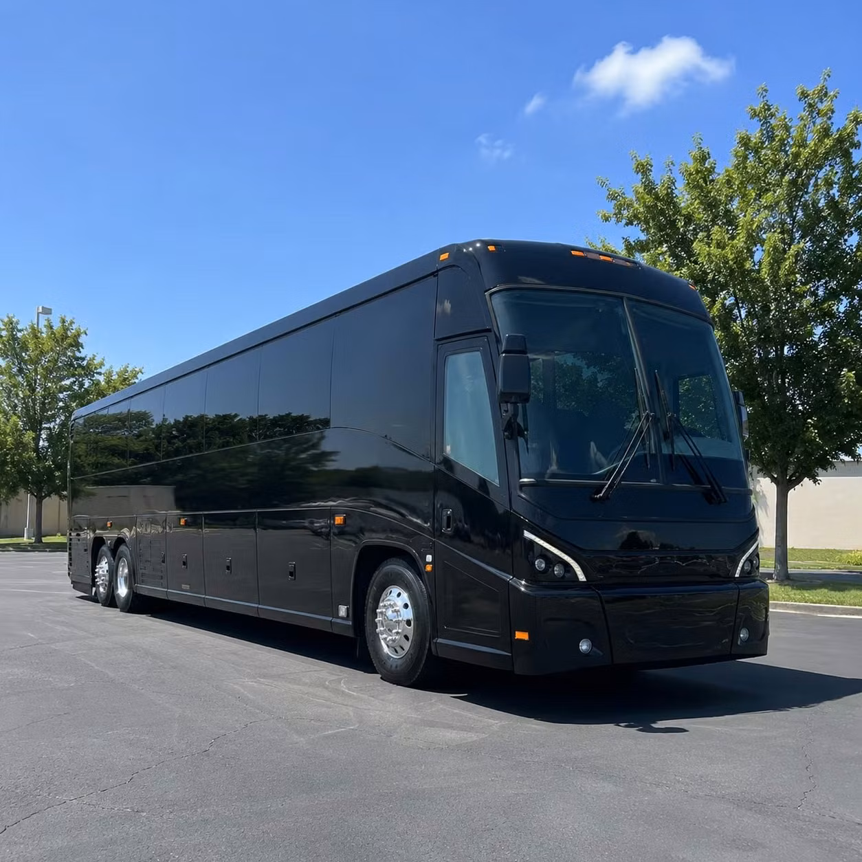 long distance bus trips from little rock to memphis and nashville are easier than you think
